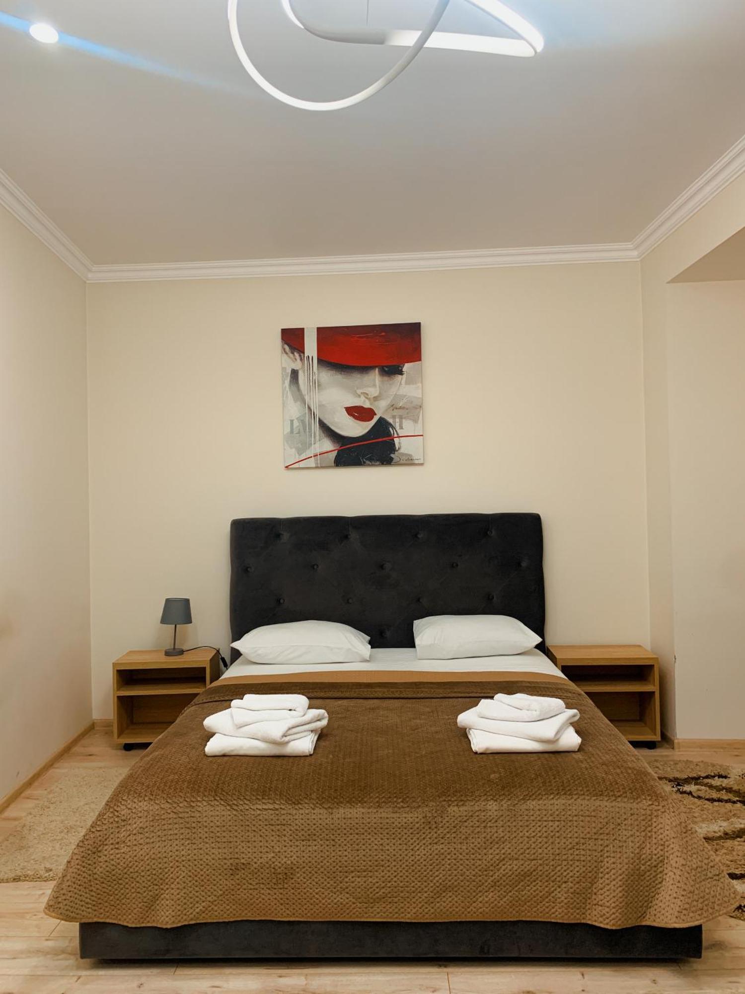 Apartments Domovik Korzo 무카체베 외부 사진